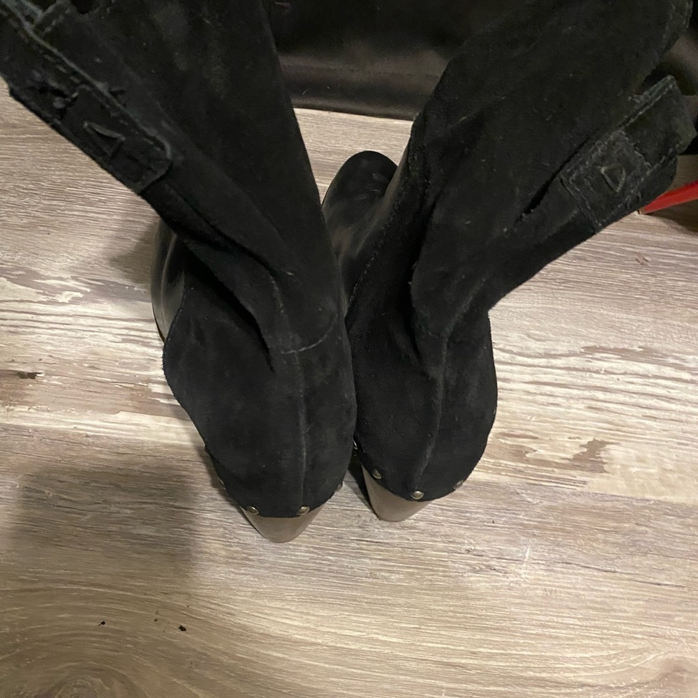 KDB black suede top chunky heel boots size 7.5